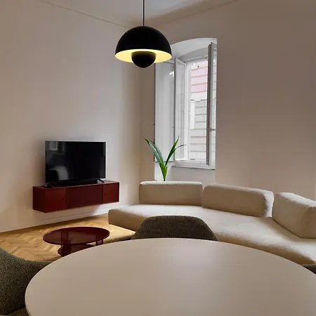 Apartamento The Maison - Boutique With Terrace & Garage, 160sqm *