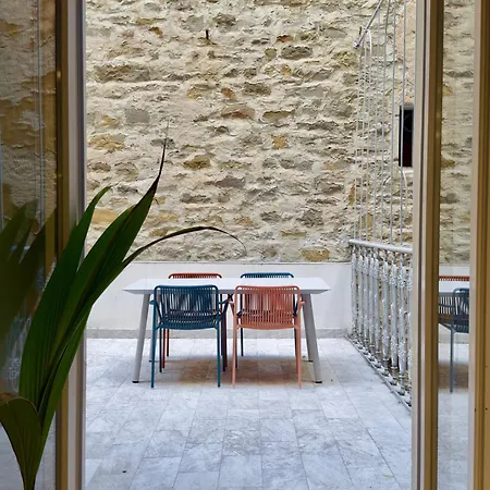 The Maison - Boutique With Terrace & Garage, 160sqm Apartamento *