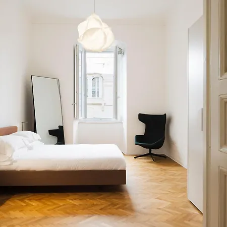 Apartamento The Maison - Boutique With Terrace & Garage, 160sqm Trieste