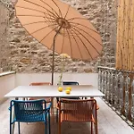 公寓 The Maison - Boutique With Terrace & Garage, 160sqm