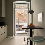 Apartament The Maison - Boutique With Terrace & Garage, 160sqm