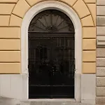 公寓 The Maison - Boutique With Terrace & Garage, 160sqm *