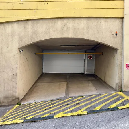 The Maison - Boutique With Terrace & Garage, 160sqm Διαμέρισμα