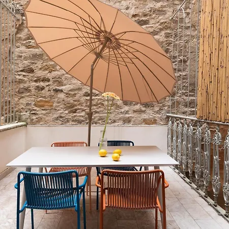 Διαμέρισμα The Maison - Boutique With Terrace & Garage, 160sqm