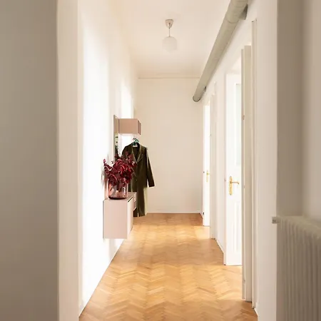 The Maison - Boutique With Terrace & Garage, 160sqm Διαμέρισμα Τεργέστη