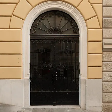 Appartamento The Maison - Boutique With Terrace & Garage, 160sqm *