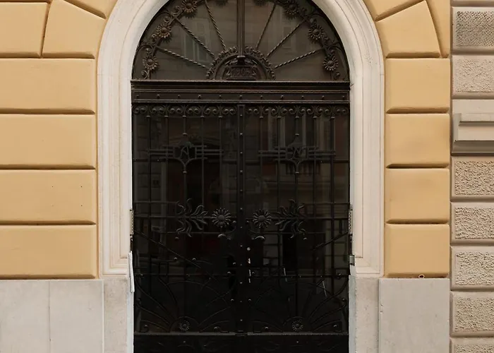 Appartement The Maison - Boutique With Terrace & Garage, 160sqm *